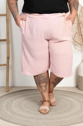 Bermudy z crepy OLO pudrowe Plus Size 48/54