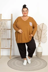 Sweterek z Cekinową Kieszonką KUBANA musztarda Plus Size 46/52 