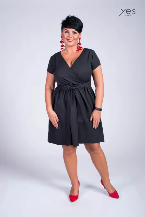Sukienka kopertowy dekolt czarna fason literka A plus size 44 46 48 50 52