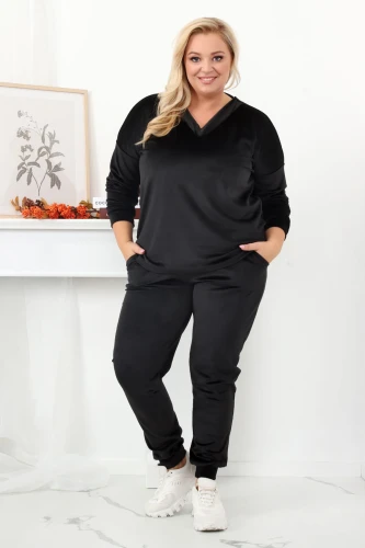 Dres welurowy NAOMI czarny Plus Size 44-54