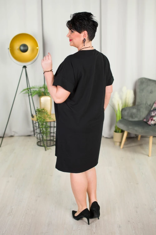 Sukienka z dłuższym tyłem DARIN czarna Plus Size 46/48