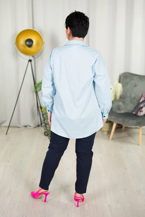 Koszula z kołnierzykiem ERINA błękitna Plus Size 44-54