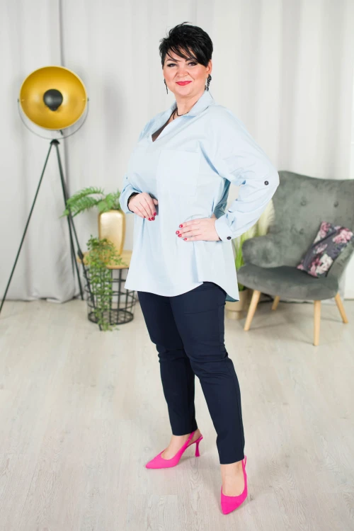 Koszula z kołnierzykiem ERINA błękitna Plus Size 44-54