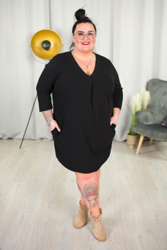 Sukienka trapezowa LARYSA czarna Plus Size 44-52