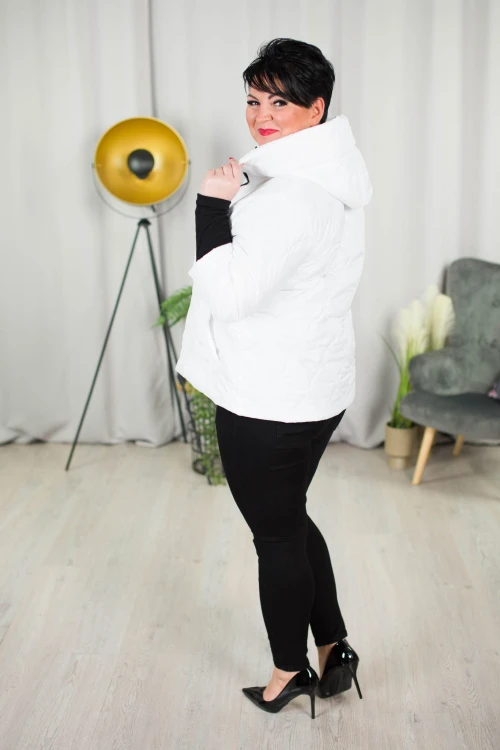 Krótka Kurtka pikowana NAZAR biała Plus Size 44-50