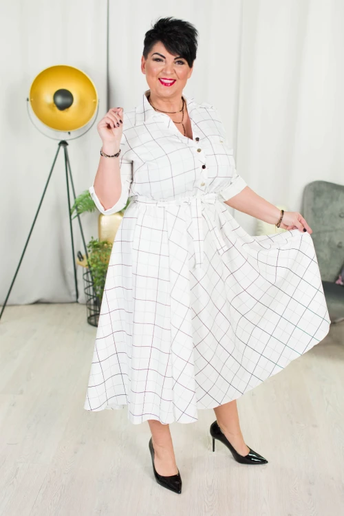 Sukienka z paskiem ILONA śmietankowa w kratę Plus Size 44-52