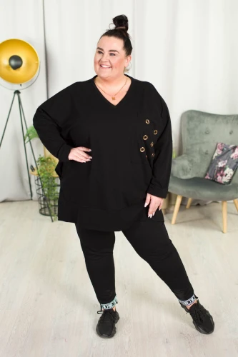Bluza Oversize ROUTE czarna z dżetami Plus Size 48-58