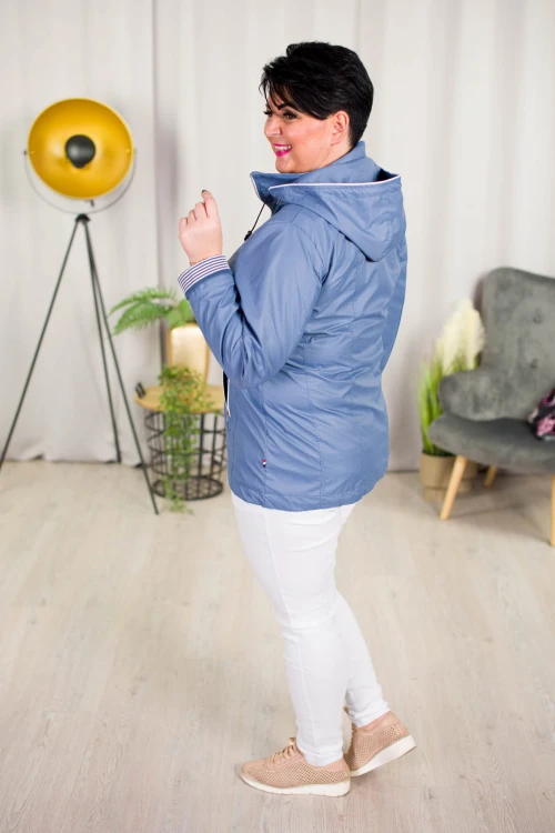 Wiosenna Kurtka z odpinanym kapturem POLA niebieska Plus Size 44-52