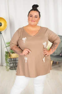Tunika trapezowa Vneck z perełkami ATELLA camel 48-58