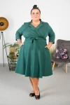 Sukienka za kolano z paskiem INDIA butelkowa Plus Size 44-52