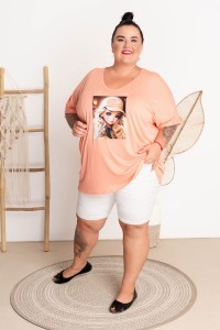 Bluzka Vneck z laleczką COLIN brzoskwinia Plus Size 50-58