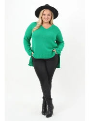 Sweter z dłuższym tyłem PATI zielony Plus Size 46/50
