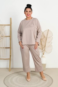 Komplet z kwiatem WESTON beżowy Plus Size 42-48