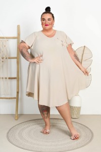 Sukienka Trapezowa z kwiatem PAOLA beżowa Plus Size 48/56