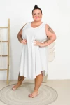 Sukienka z wyciętymi plecami PEGI biała Plus Size 48/56