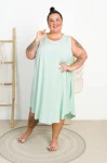 Sukienka z wyciętymi plecami PEGI miętowa Plus Size 48/56