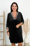 Sukienka trapezowa LARYSA welurowa czarna Plus Size 44-54