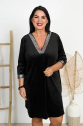 Sukienka trapezowa LARYSA welurowa czarna Plus Size 44-54