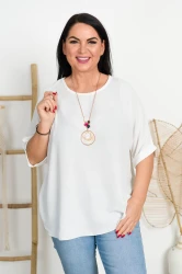 Bluzka z wisiorem TELMA biała Plus Size 42/48