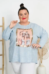 Bluzka z dłuższym tyłem DANI trampki błękitna Plus Size 50/56