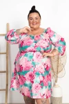 Sukienka Hiszpanka LUCIANA róże na zielonym Plus Size 48/54