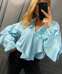 Koszula z żabotem RESIV błękitna Plus Size 44/48