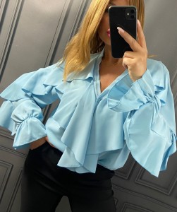 Koszula z żabotem RESIV błękitna Plus Size 44/48