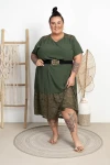 Trapezowa Sukienka z falbaną i koronką FRANY khaki Plus Size 50/56