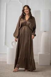 Sukienka Satynowa Maxi LADI czekoladowa Plus Size 44/52