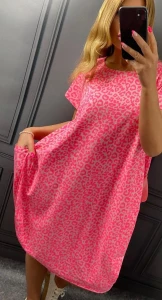 Sukienka bombka z kieszeniami SHARON cętki neon róż Plus Size 48/56