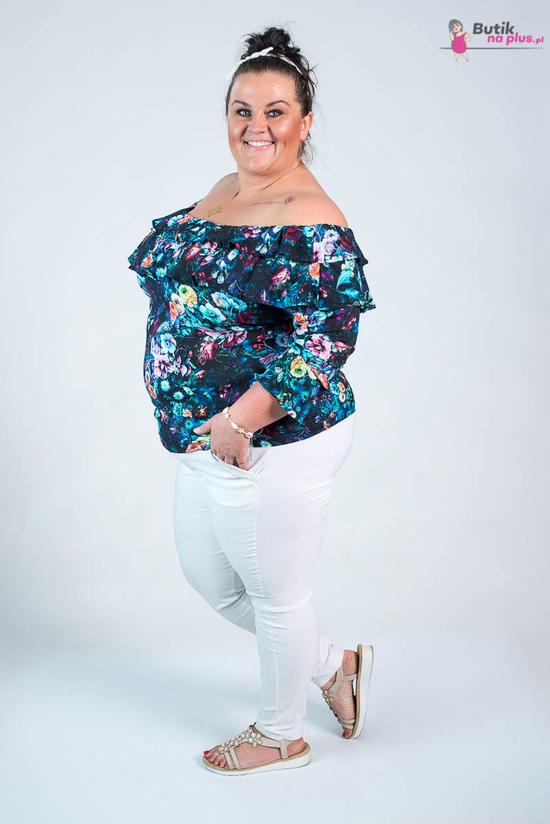 bluzka w kwiatuszki plus size