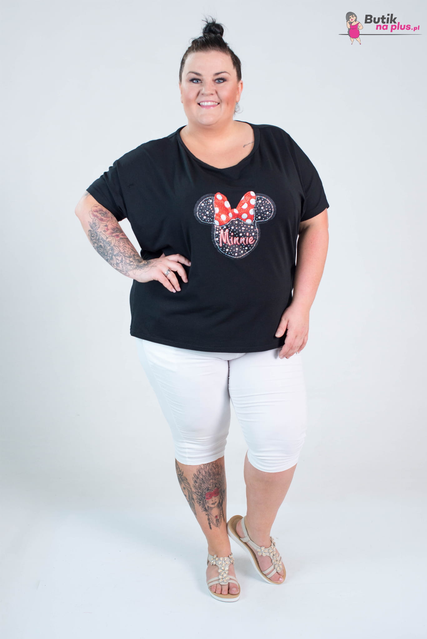 2. T-shirt i spodenki