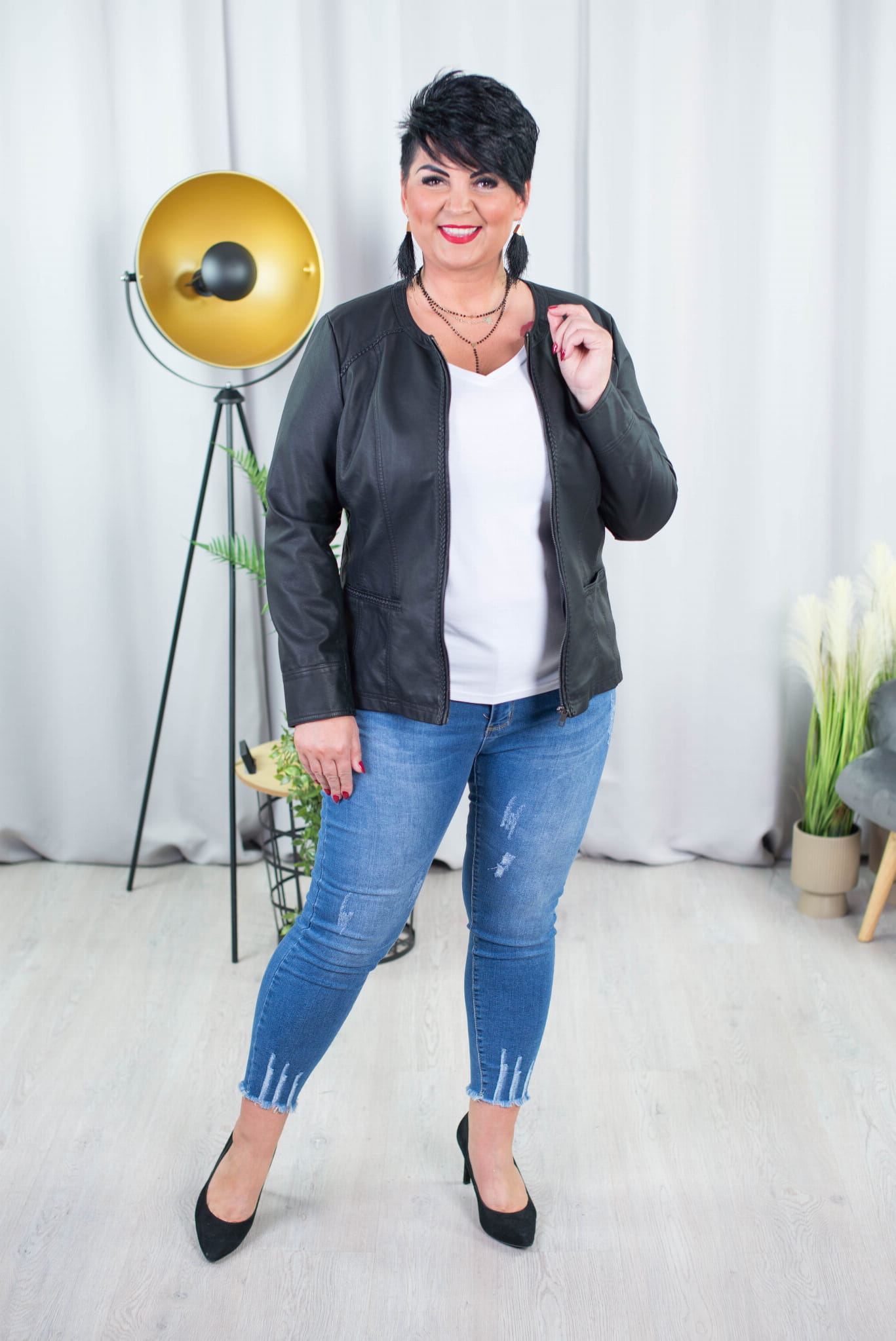 czarna ramoneska plus size