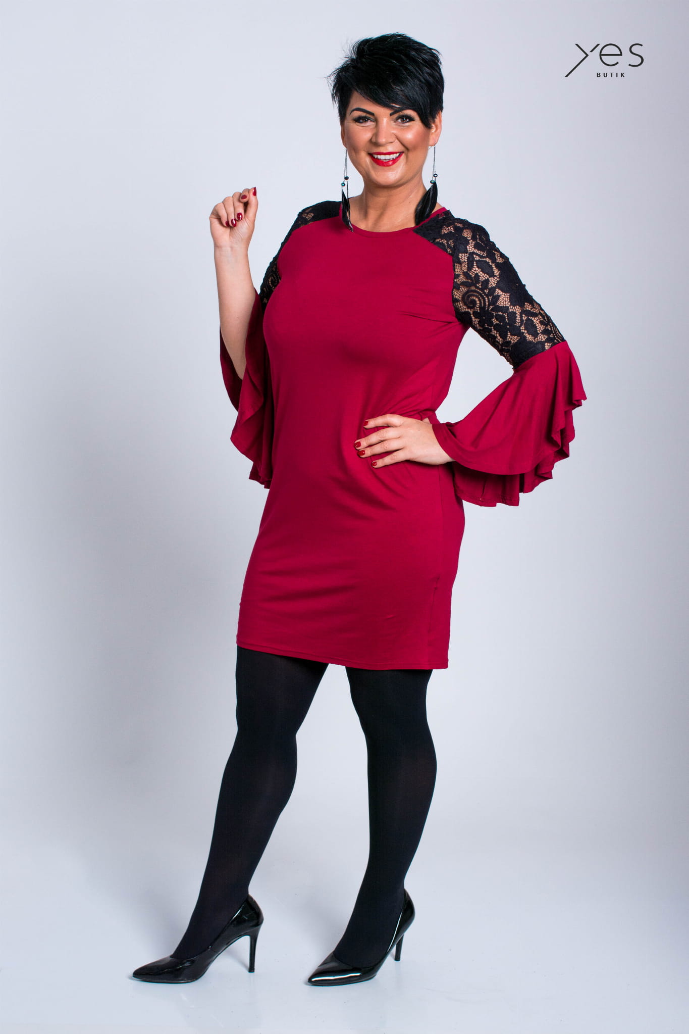 czerwona sukienka plus size