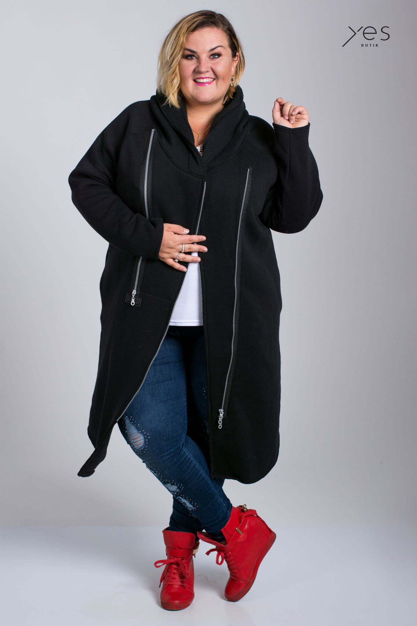 płaszcz dresowy czarny plus size