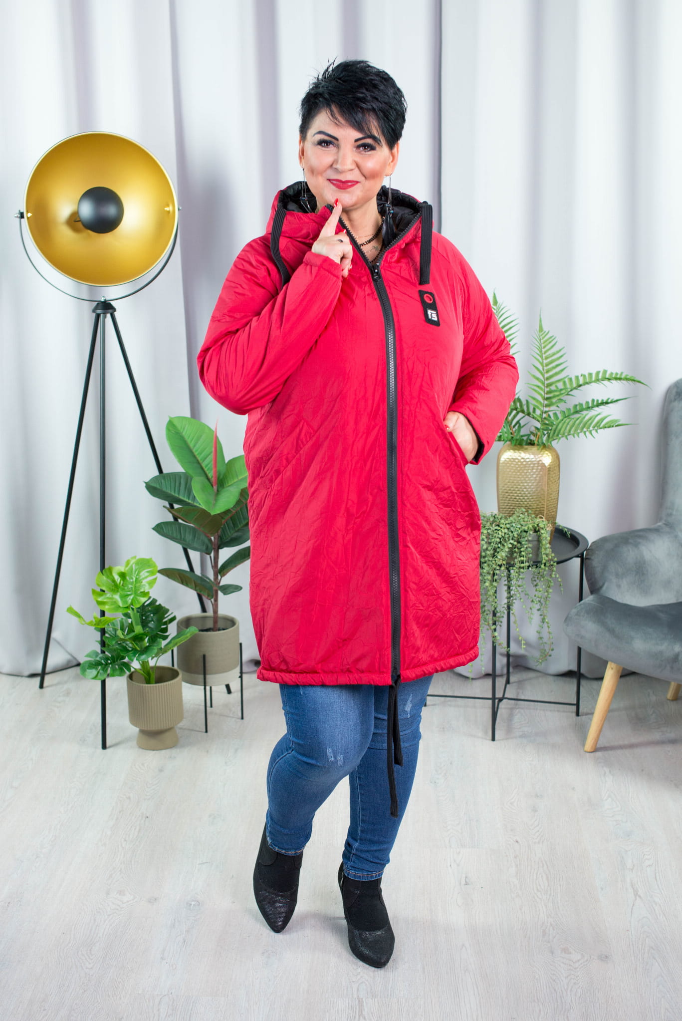 8. bordowa parka plus size