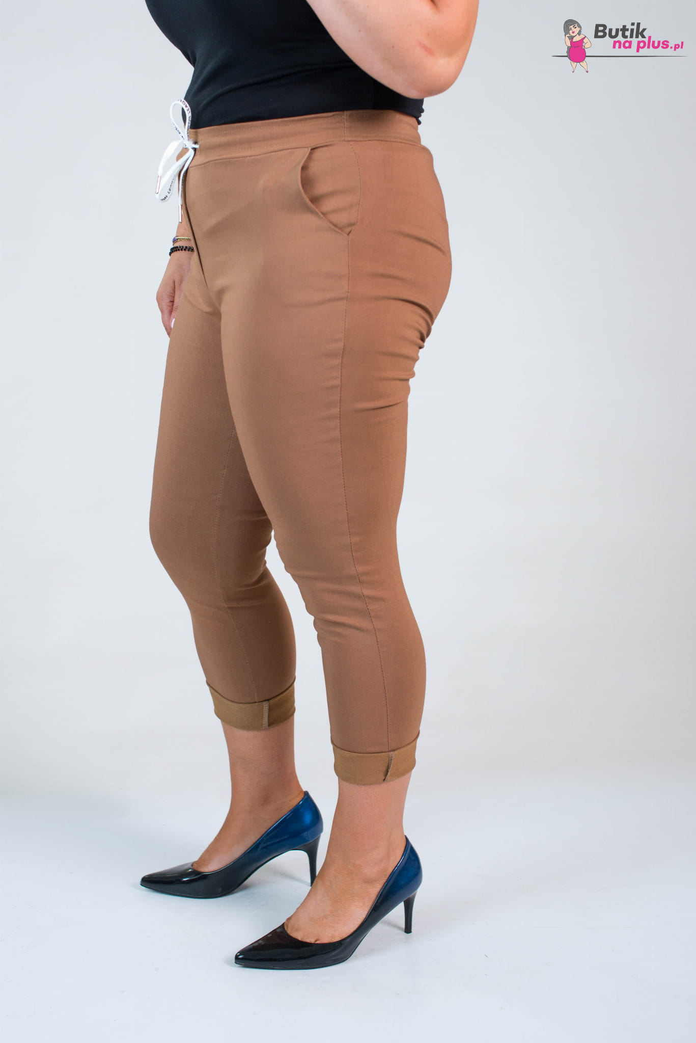 spodnie materiałowe plus size brązowe