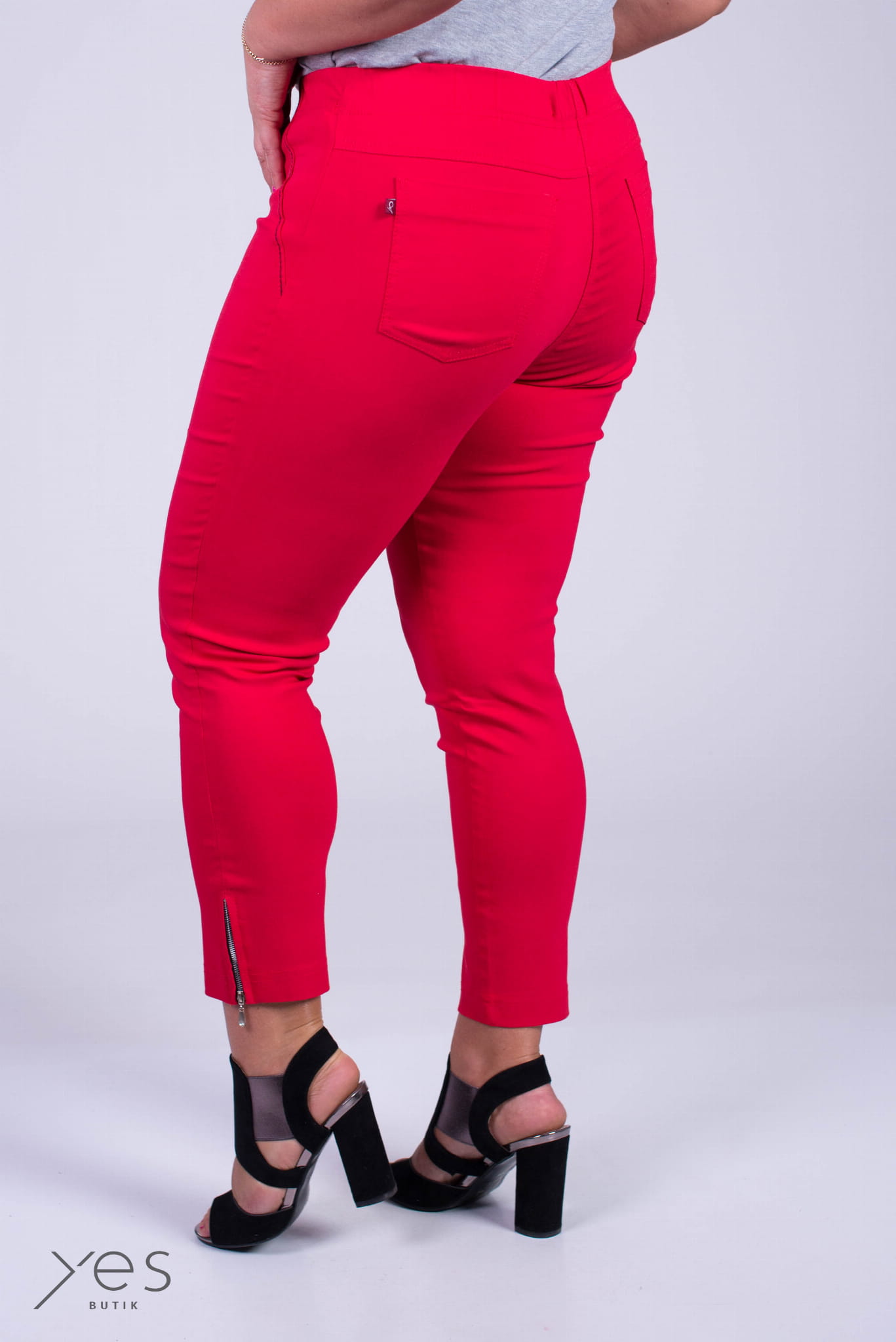 spodnie materiałowe plus size czerwone