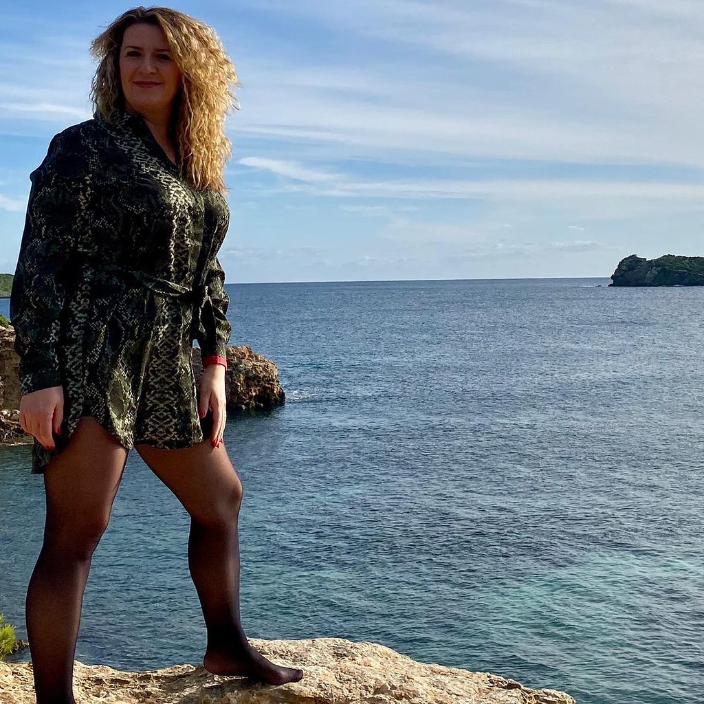 Jak wybrać idealne rajstopy plus size?